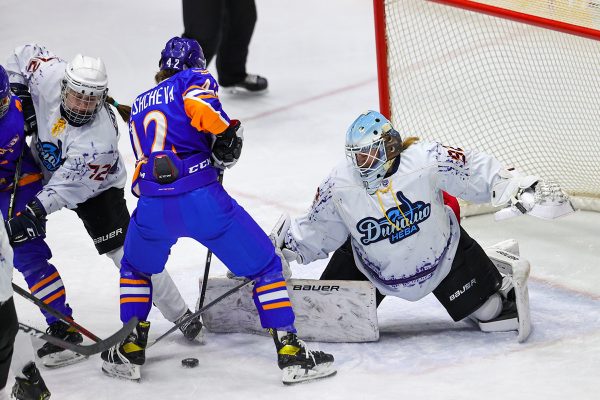 У хоккеисток нижегородского «СКИФа» прервалась серия из пяти&nbsp;побед