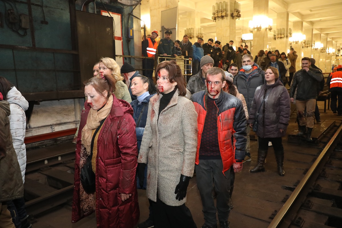 Фотографии со съемок сериала Склифосовский в метро Нижнего Новгорода 10  февраля 2021 года | Нижегородская правда