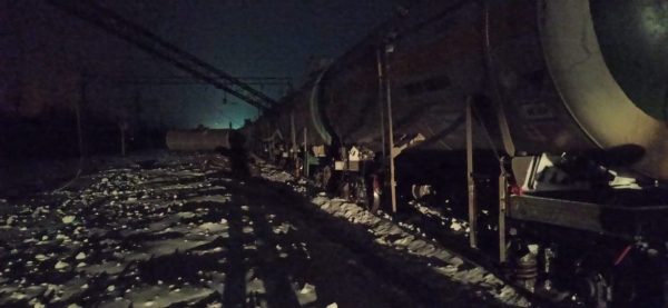 Опубликованы фотографии с места железнодорожной аварии в Нижегородской области