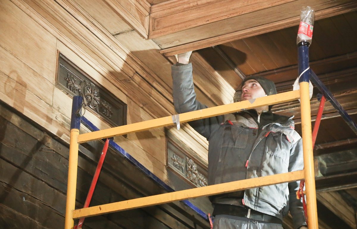Реставраторы показали, как идет ремонт Литературного музея в Нижнем Новгороде