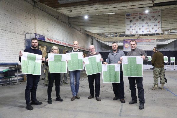 Команда Нижегородского областного информационного центра заняла третье место в турнире по стрельбе среди представителей СМИ