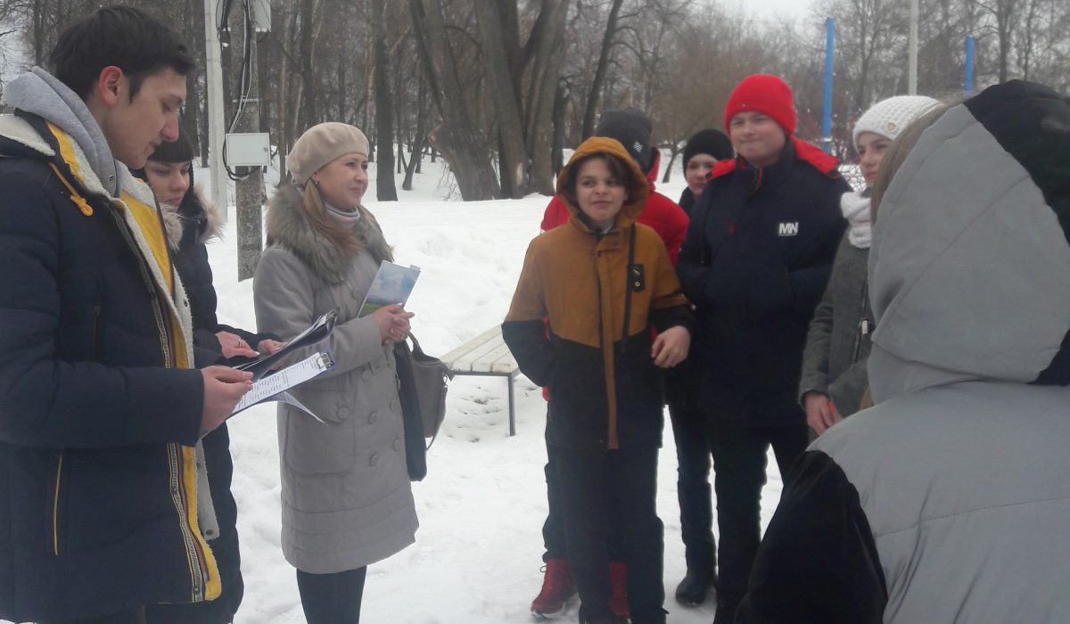 Во Всемирный день поэзии жители нижегородского села декламировали стихи на свежем воздухе