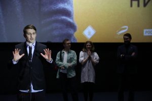 На экраны вышел фильм «Пара из будущего», который снимали в Нижнем Новгороде: смотрим, как прошла презентация кино