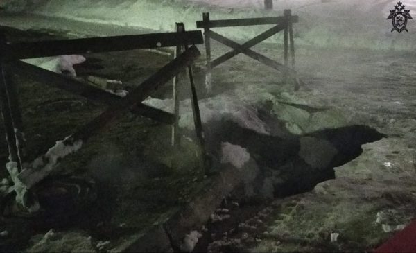 По факту падения девушки в яму с кипятком в Дзержинске возбуждено уголовное дело