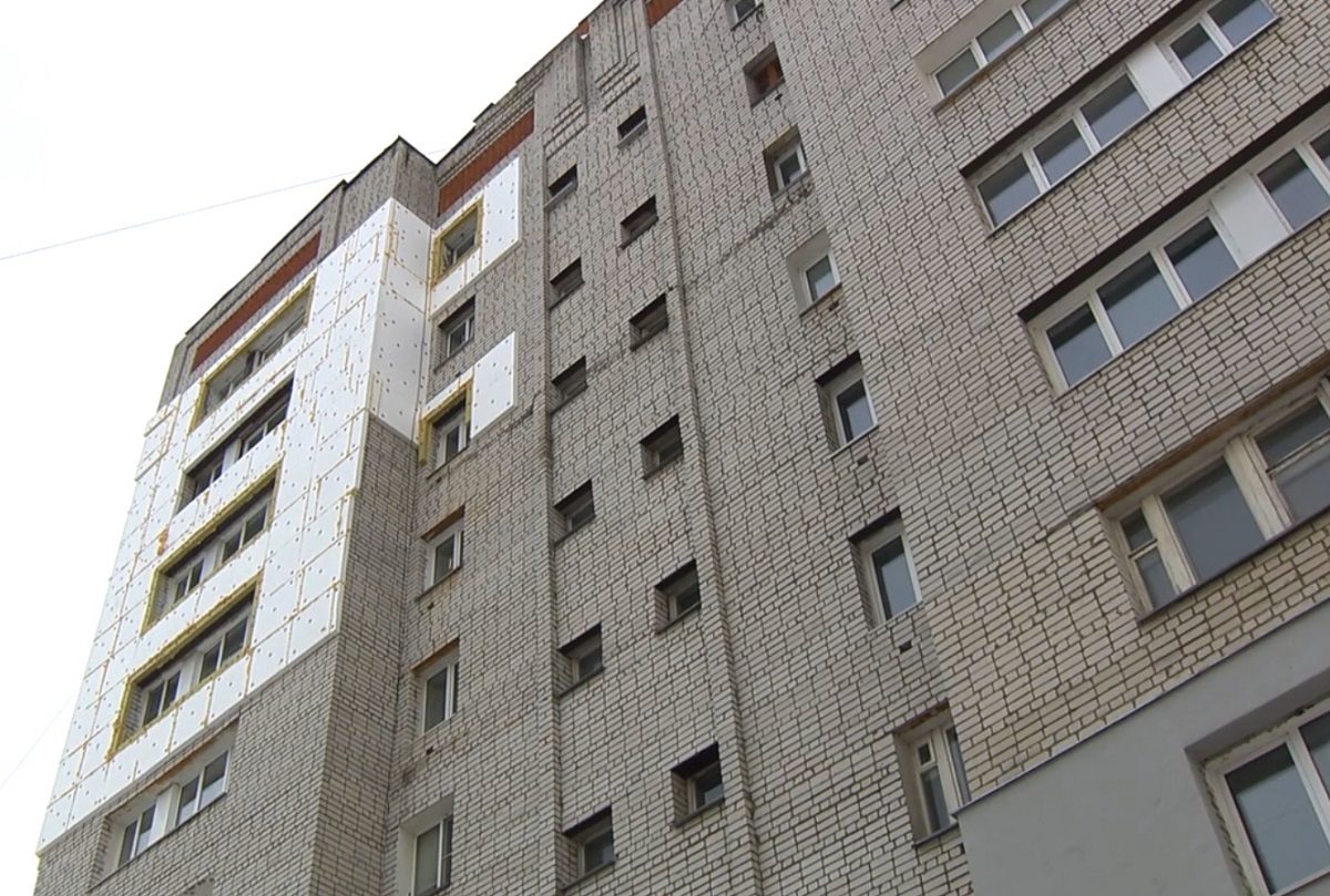 Стены многоэтажки в Приокском районе утеплили после жалоб жителей в Госжилинспекцию