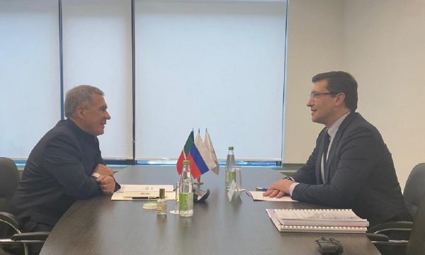 Глеб Никитин провел рабочую встречу с&nbsp;Рустамом Миннихановым
