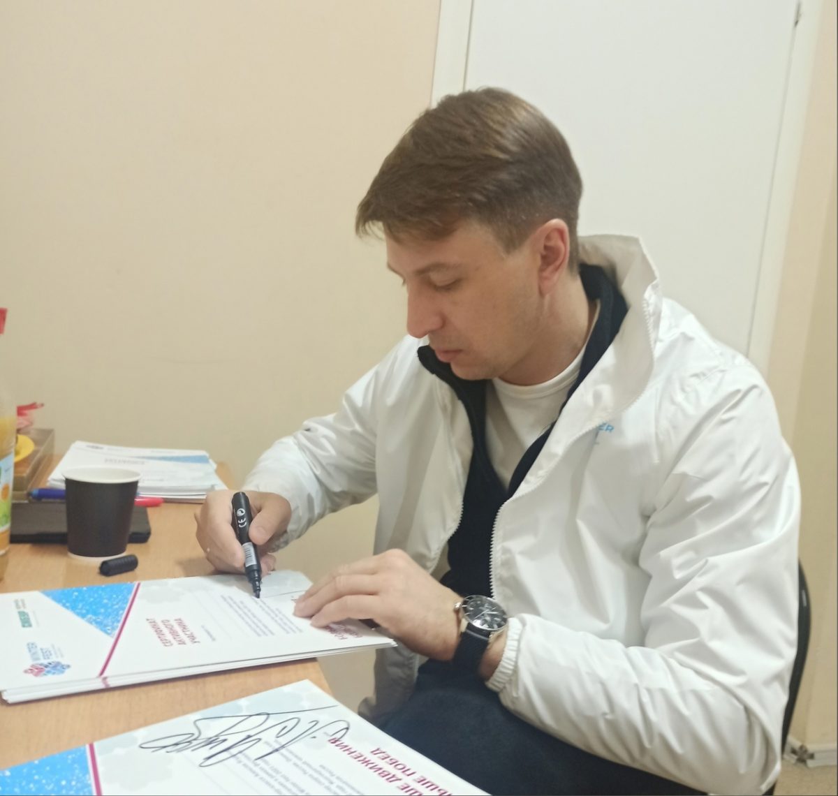 Алексей Ягудин провел мастер-класс для юных фигуристов из Дзержинска