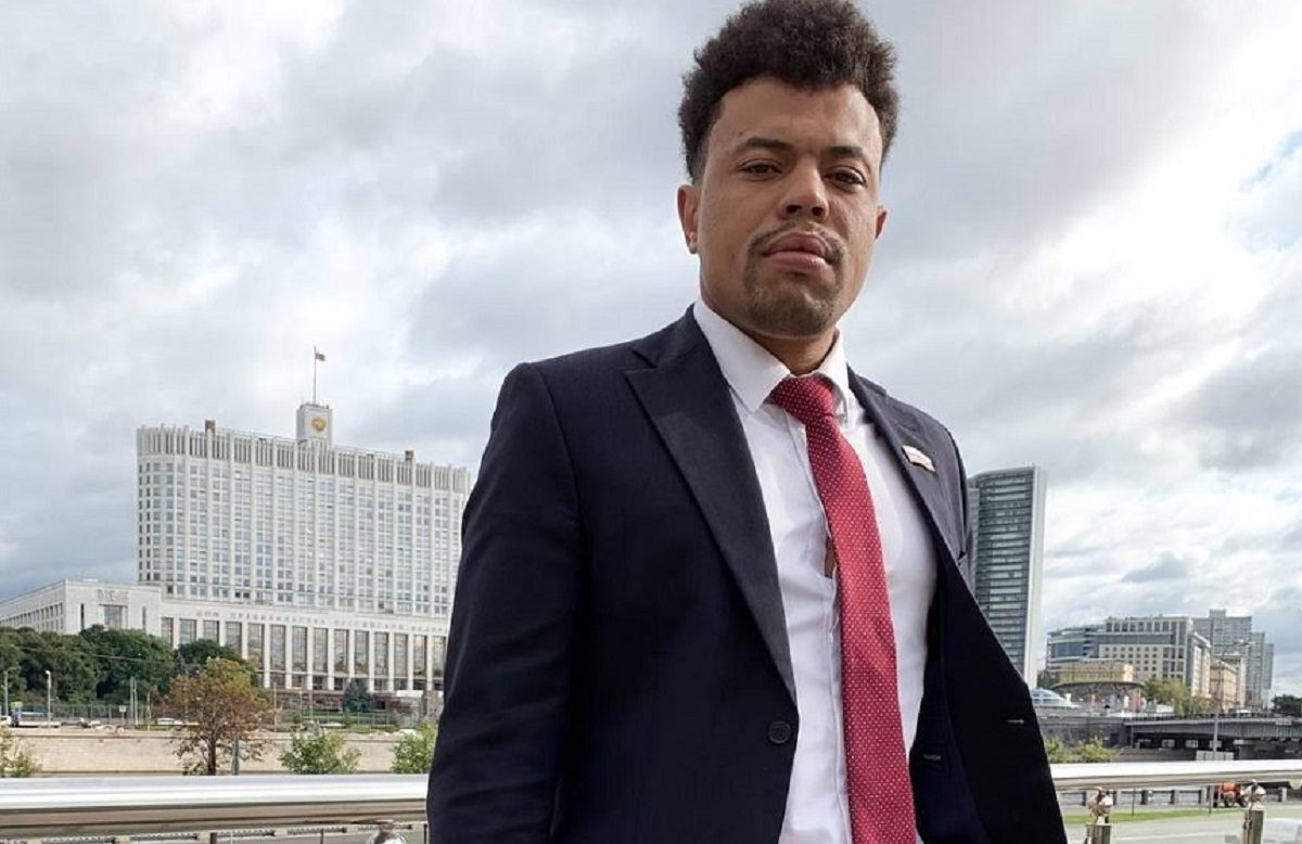 «Чем я хуже чучела?» Нижегородскому блогеру отказали во встрече с подписчиками