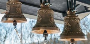 Митрополит Георгий освятит колокола Петропавловской церкви