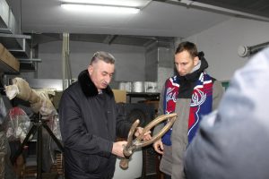 На удачу: ХК «Торпедо» подарили оленьи рога