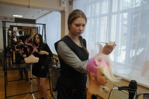Нижегородцы могут поменять профессию благодаря соцконтракту: как инновационная мера поддержки помогает начать новую&nbsp;жизнь