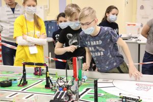 Шесть команд представят Нижегородскую область на самом масштабном робототехническом фестивале страны