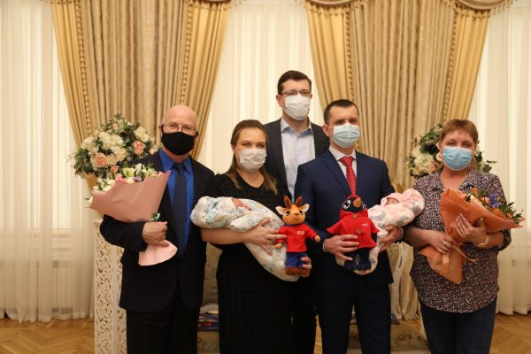 Глеб Никитин вручил первые медали «Родившемуся в&nbsp;Нижегородской области»