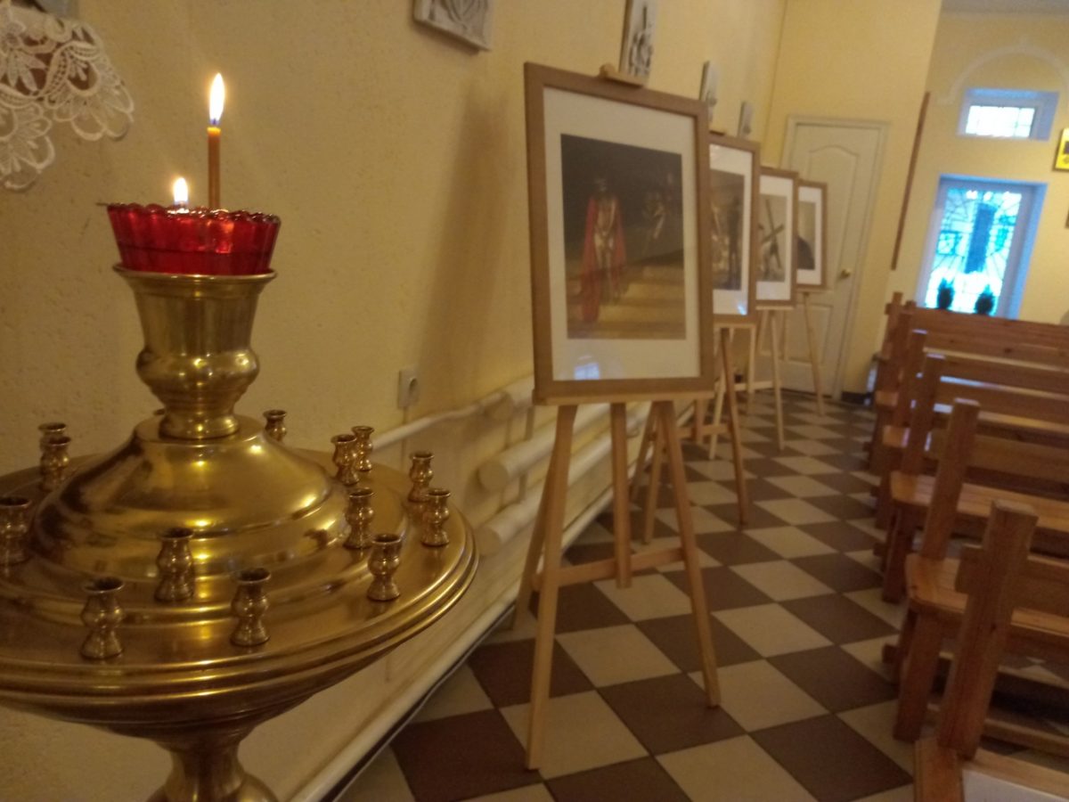 Работы художника выставлены в нижегородском храме