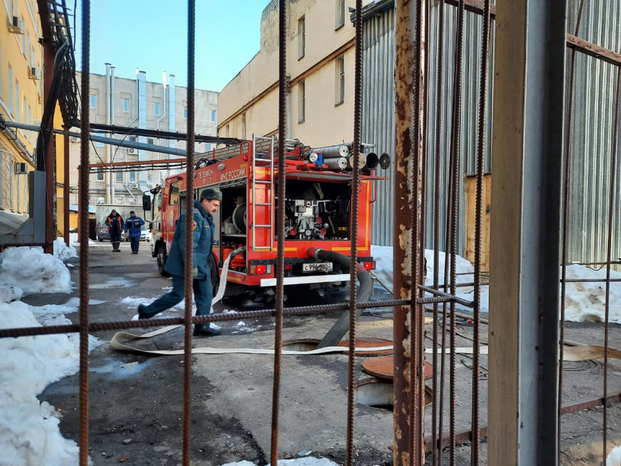 Подвал клиники Приволжского медуниверситета затопило в Нижнем Новгороде