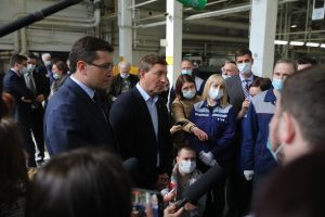 Андрей Турчак и&nbsp;Глеб Никитин поддержали инициативу о&nbsp;продолжении госпрограммы закупок школьных автобусов и&nbsp;автомобилей скорой помощи