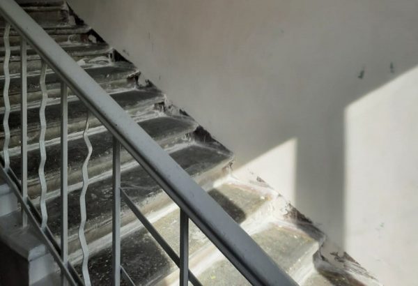 Подъезд в&nbsp;жилом доме по&nbsp;проспекту Октября в&nbsp;Нижнем Новгороде отремонтируют к&nbsp;1&nbsp;мая по&nbsp;требованию ГЖИ