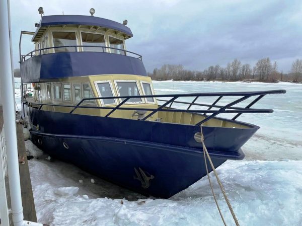 Утечка дизельного топлива в Волгу произошла в районе Гребного канала