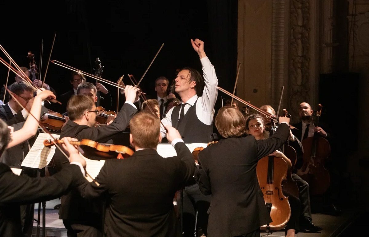 Теодор Курентзис и оркестр musicAeterna выступили в Нижнем Новгороде