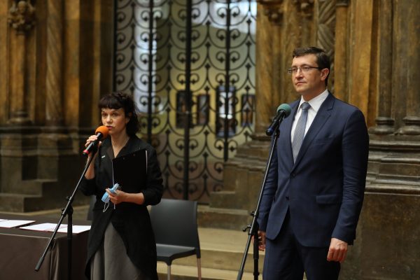 Глеб Никитин и&nbsp;директор Пушкинского музея Марина Лошак подписали соглашение о&nbsp;сотрудничестве