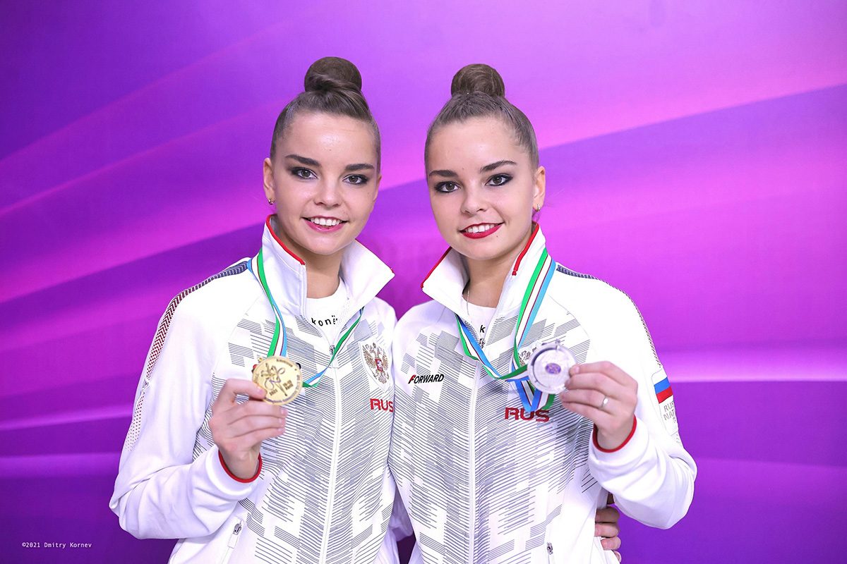 Нижегородские гимнастки Арина и Дина Аверины собрали коллекцию наград на этапе Кубка мира