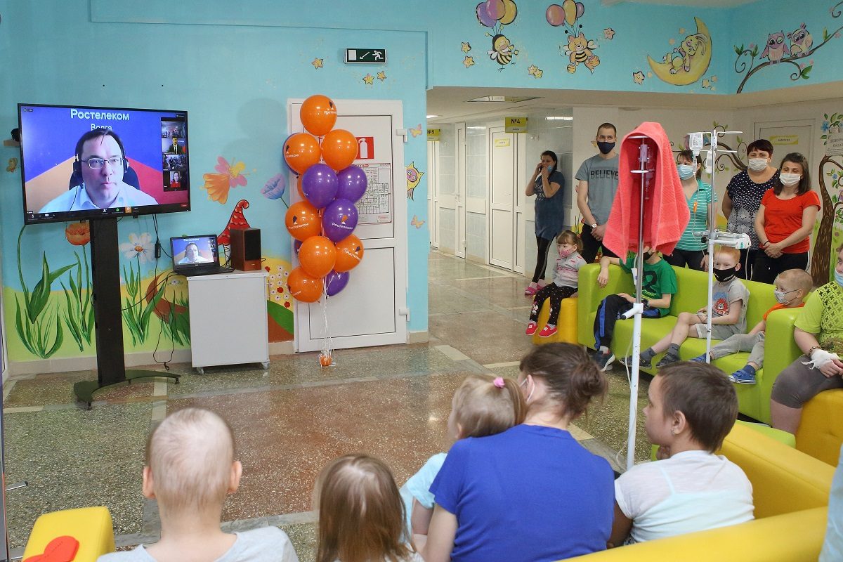 «Ростелеком» подарил областной детской больнице бесплатный интернет