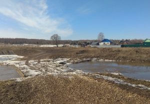 Мост через реку Вичкинза под Дивеевом освободился от воды