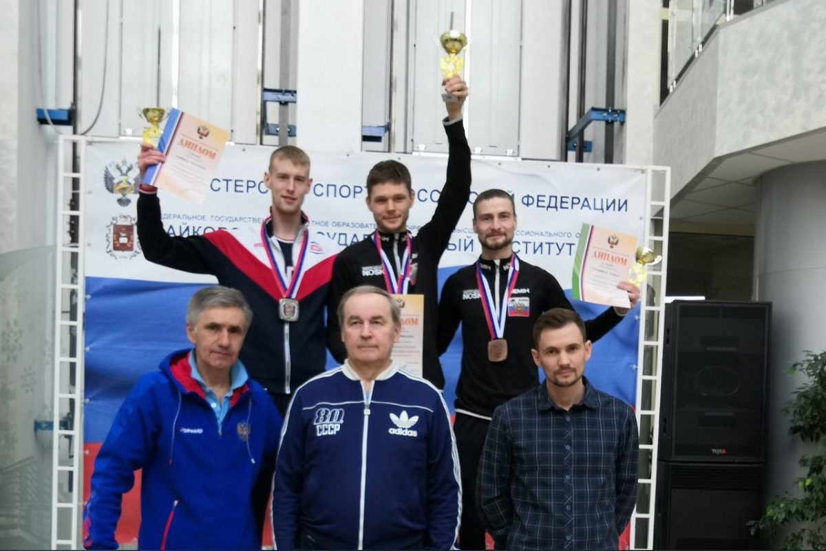 Три медали привезли нижегородские спортсмены с чемпионата России по прыжкам на лыжах с трамплина