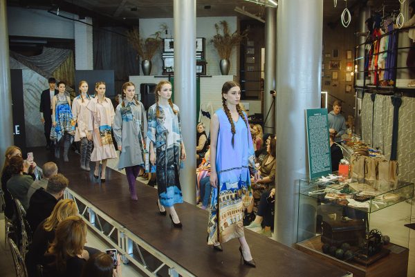 Дизайнер Ольга Парле рассказала о своем «первом томе» нижегородских сочинений для модного показа