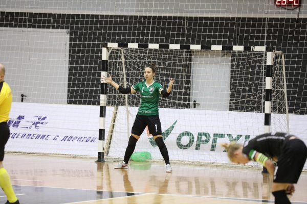 Нижегородская «Норманочка» победила в первой финальной игре чемпионата России по мини-футболу