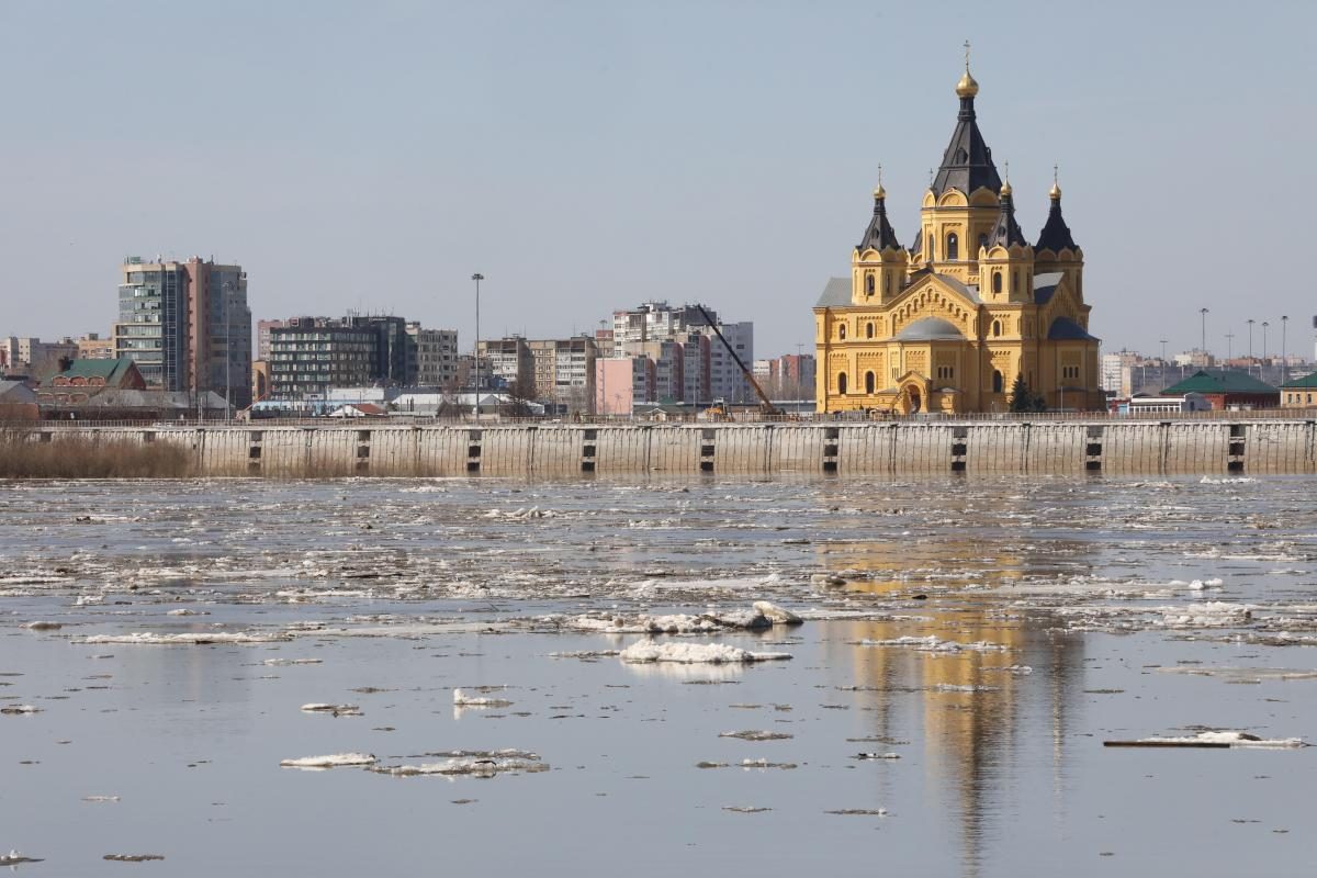 Стрелка или Александра Невского: хотят ли нижегородцы вернуть улице историческое название