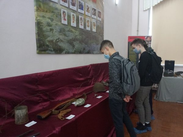 Свидетели подвигов: экспозиция «Без срока давности» путешествует по Нижегородской области