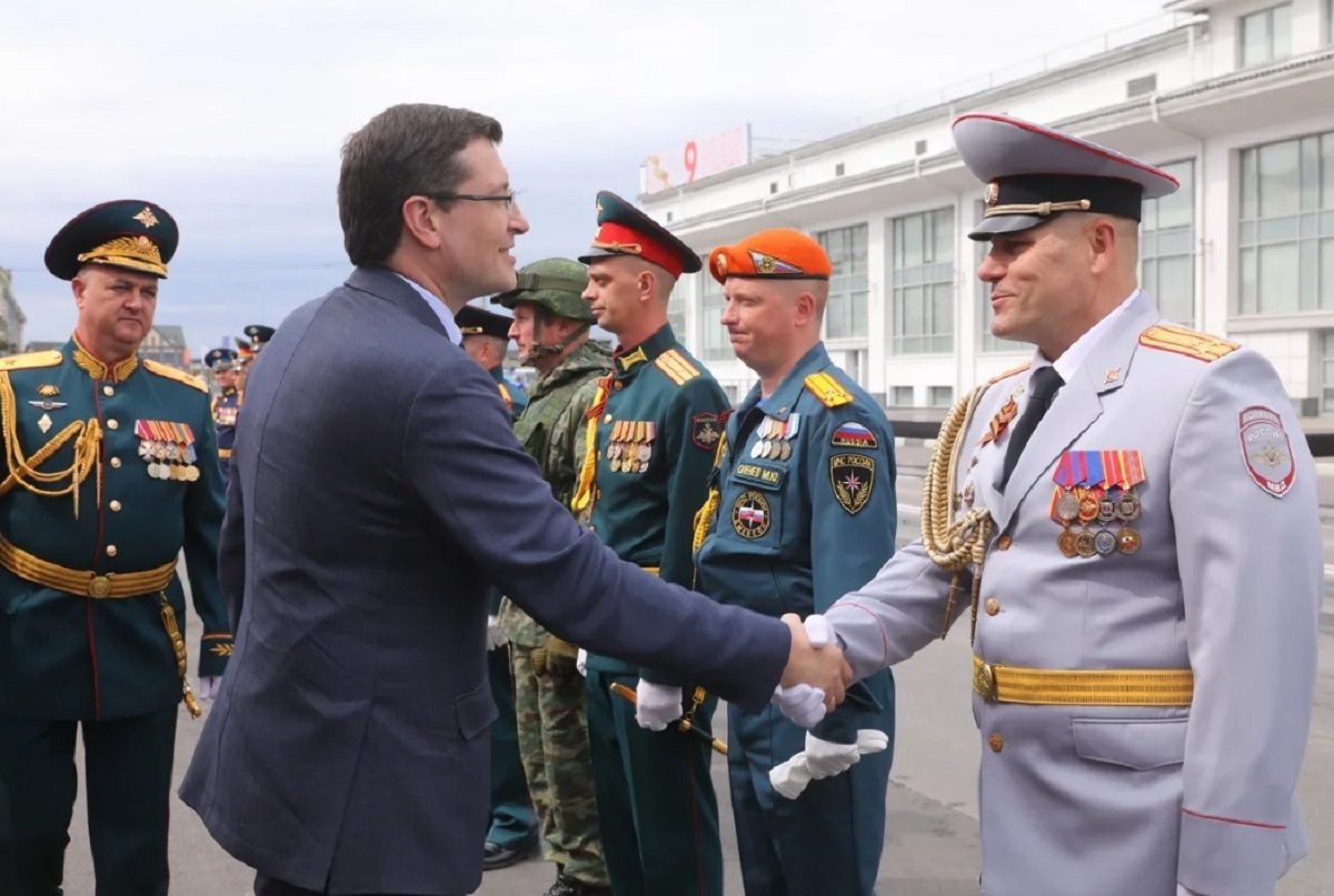Губернатор Нижегородской области Глеб Никитин поблагодарил участников Парада Победы