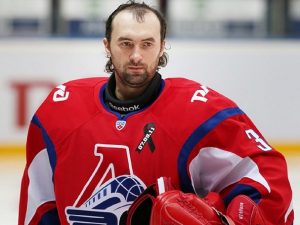 Победа над раком и&nbsp;наши с&nbsp;контрактом: что мы знаем о новом вратаре ХК «Торпедо»