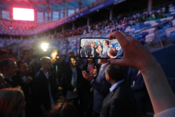 Видео дня: Глеб Никитин встретился с участниками всероссийского фестиваля «Студенческая весна»