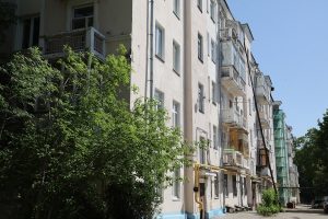 Дом на Верхневолжской набережной пытаются спасти от капремонта