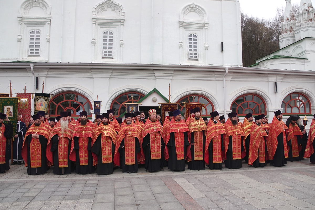 Пасхальный крестный ход