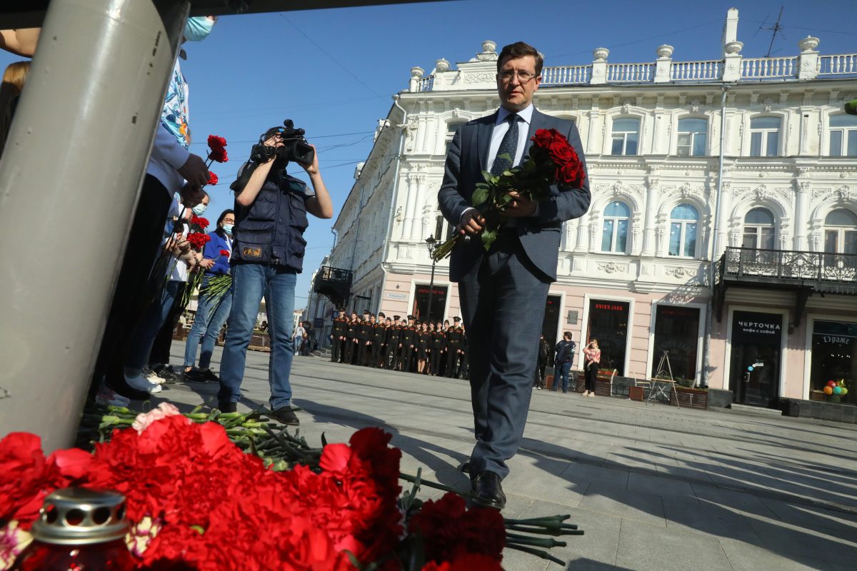 Глава региона уже возложил цветы к мемориалу