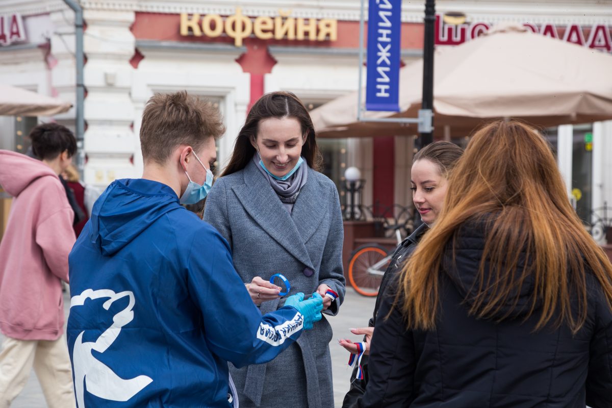 «Единая Россия» поздравила нижегородцев с Днем весны и труда