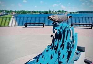 Памятник щуке установили в&nbsp;Выксе на&nbsp;набережной Верхнего пруда