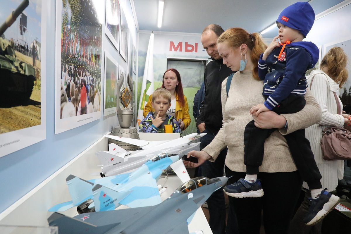 Выставка агитпоезда вызвала большой интерес у нижегородцев