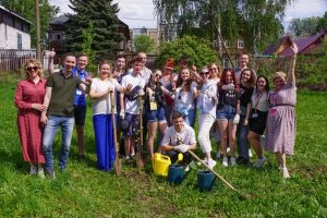 Памятную аллею высадили участники фестиваля «Российская студенческая весна-2021» в Нижнем Новгороде