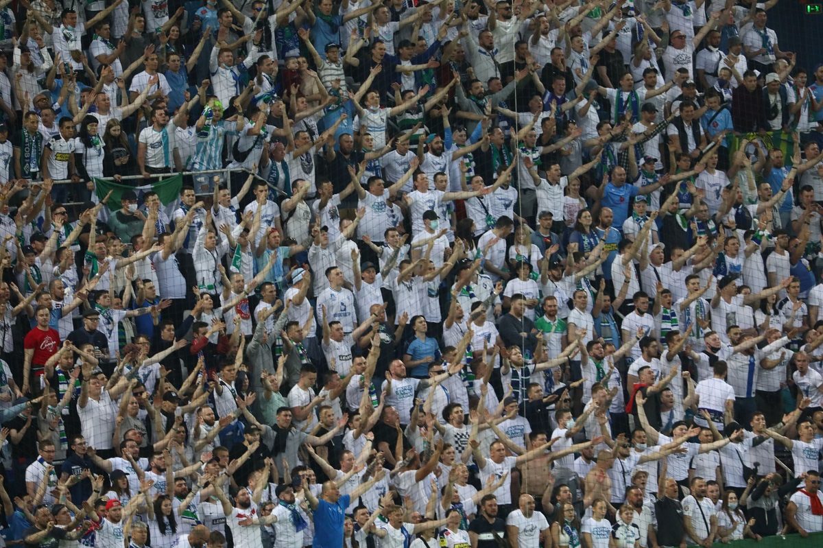 Около 21 тысячи зрителей пришли посмотреть матч на стадион "Нижний Новгород"