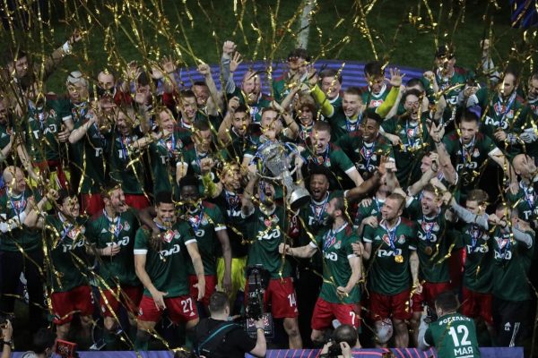 Футбольный Кубок России уезжает в Москву: смотрим яркие моменты матча «Локомотив» — «Крылья Советов»