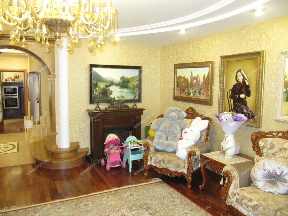 Восьмикомнатная квартира в центре Нижнего Новгорода выставлена на продажу