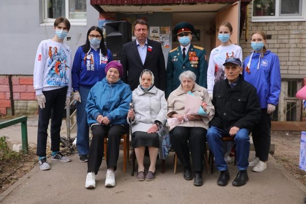 Персональные Парады Победы организовали для нижегородских ветеранов