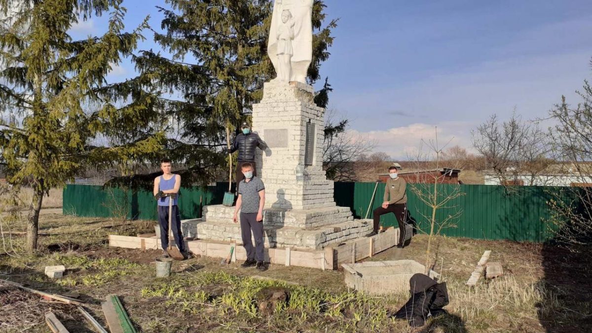 Активисты привели в порядок памятники воинам Великой Отечественной войны в нижегородских деревнях