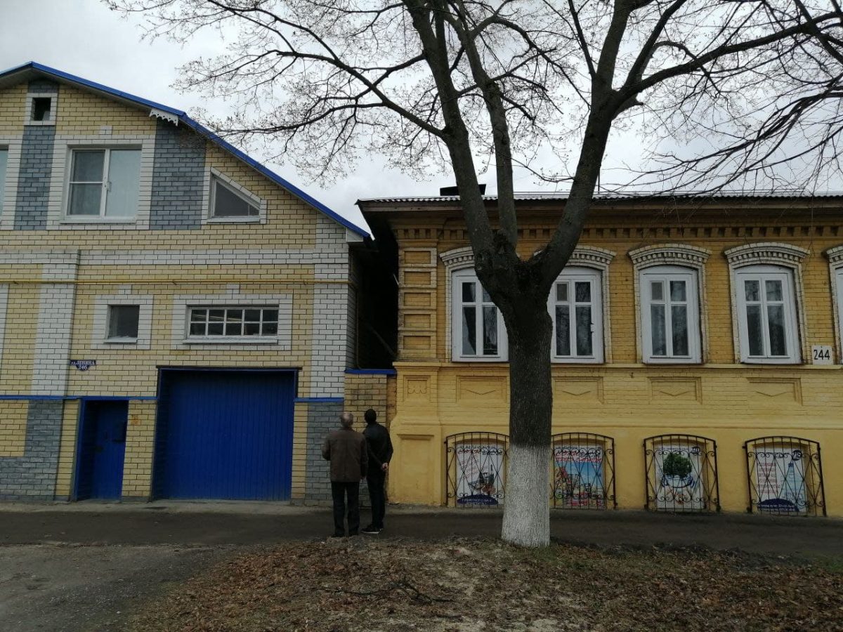 Отец-одиночка с ребенком-инвалидом пожаловался на подтопление дома в Богородске