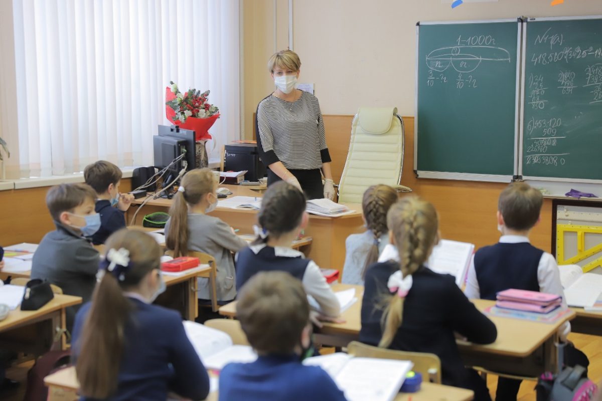 Школы Дзержинска начнут переходить на пятидневку