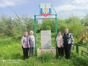 Огород, рукоделие и скандинавская ходьба: ветераны из Шеманихи ведут активный образ жизни